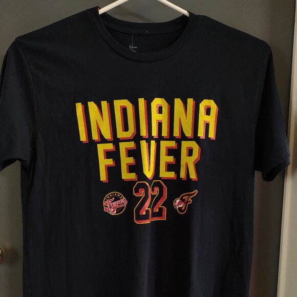 Caitlin Clark Indiana Fever 22 T-Shirt Men's XL Navy Blue Double Sided WNBA - Picture 1 of 9